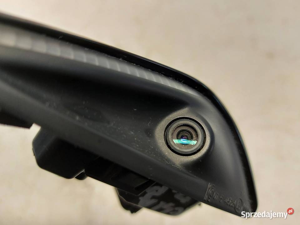 TESLA MODEL Y 2023r Kamera błotnik przód prawy