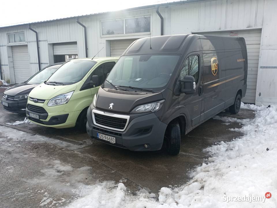 Sprzedam auta dostawcze Peugeot Boxer