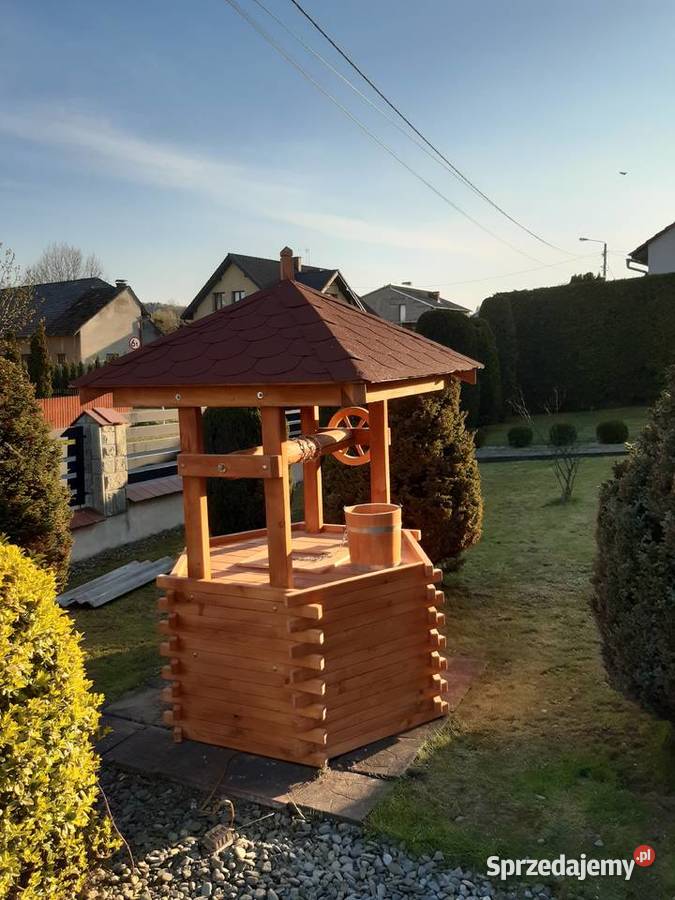 Drewniana studnia ogrodowa ubudowa studni 100 Jordanów