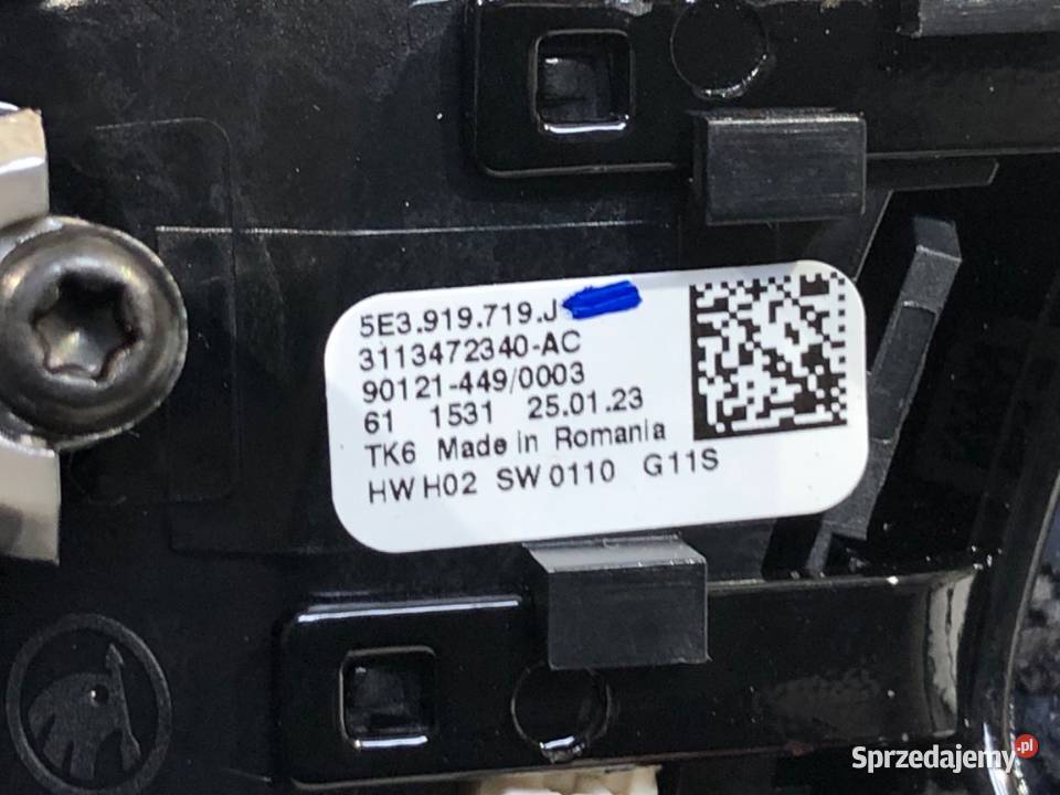 PRZEŁĄCZNIKI KIEROWNICY SKODA OCTAVIA IV