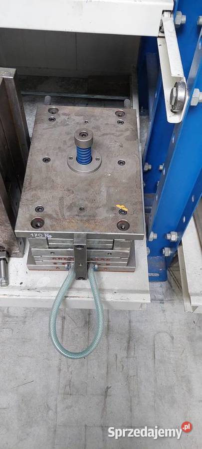 FORMY WTRYSKOWE DO UCHWYTÓW SZYBKIEGO MONTAŻU Żabia Wola