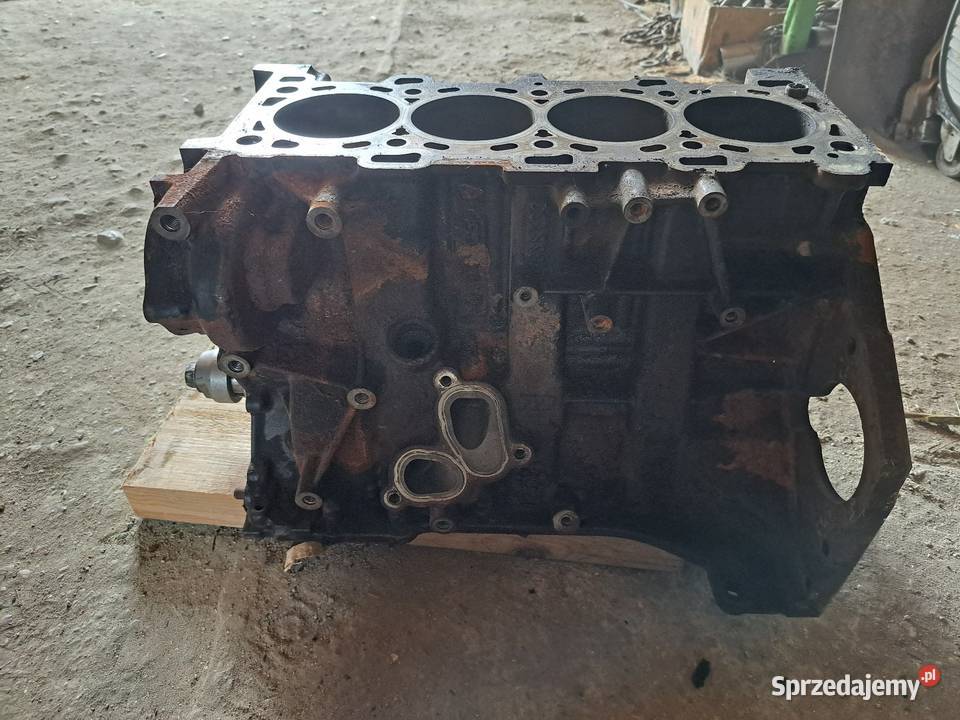 Blok słupek M9RE RENAULT TRAFIC warmińsko-mazurskie Tolniki Wielkie