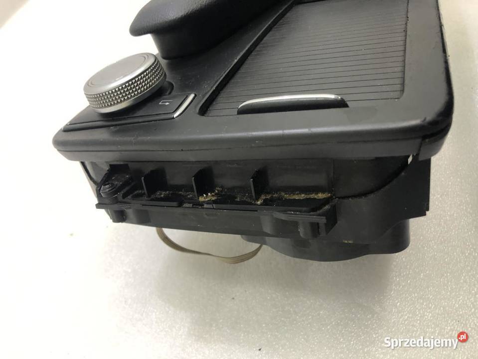 PODŁOKIETNIK TUNELU A2046801339 MERCEDES W212