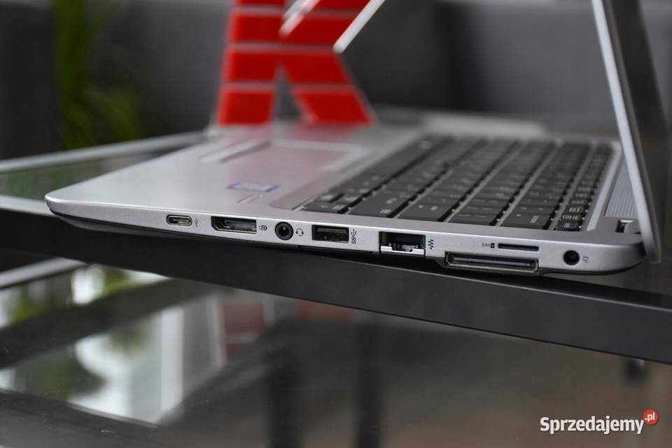 Laptop HP 820 G3 i5 16GB DDR4 240 SSD 12 Windows Inny Windows sprzedam