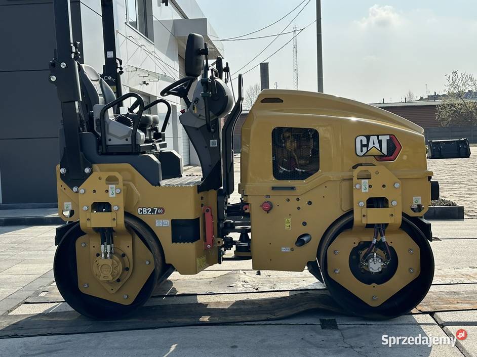 WALEC DROGOWY CATERPILLAR CB27 GC Rok produkcji 2025 Tuliszków sprzedam