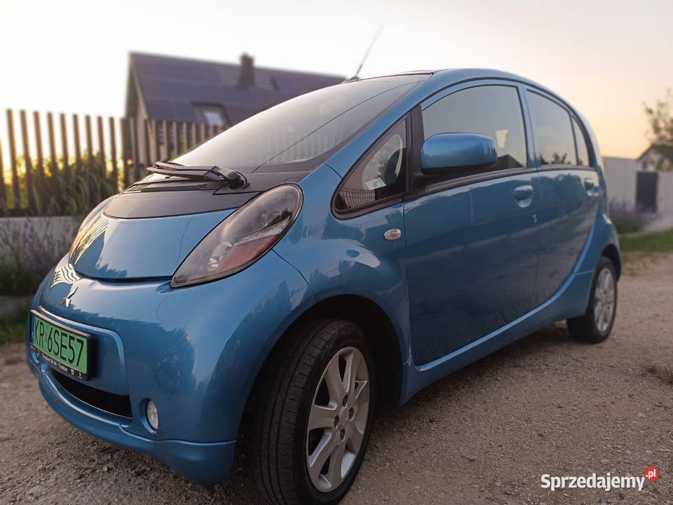 Mitsubishi imiev nieuszkodzony Zdzięsławice