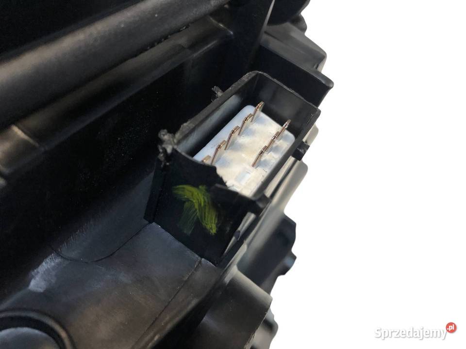 Opel Corsa D 20062010 Reflektor lampa przednia Lampy przednie