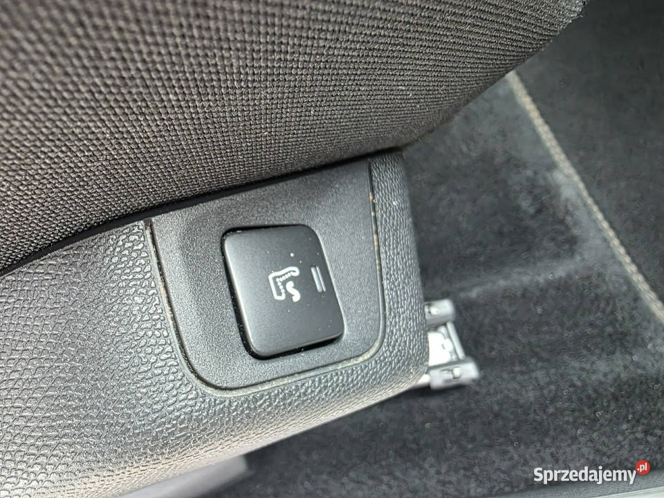 Peugeot 3008 FOCAL full LED masaże skóry czujnik deszczu