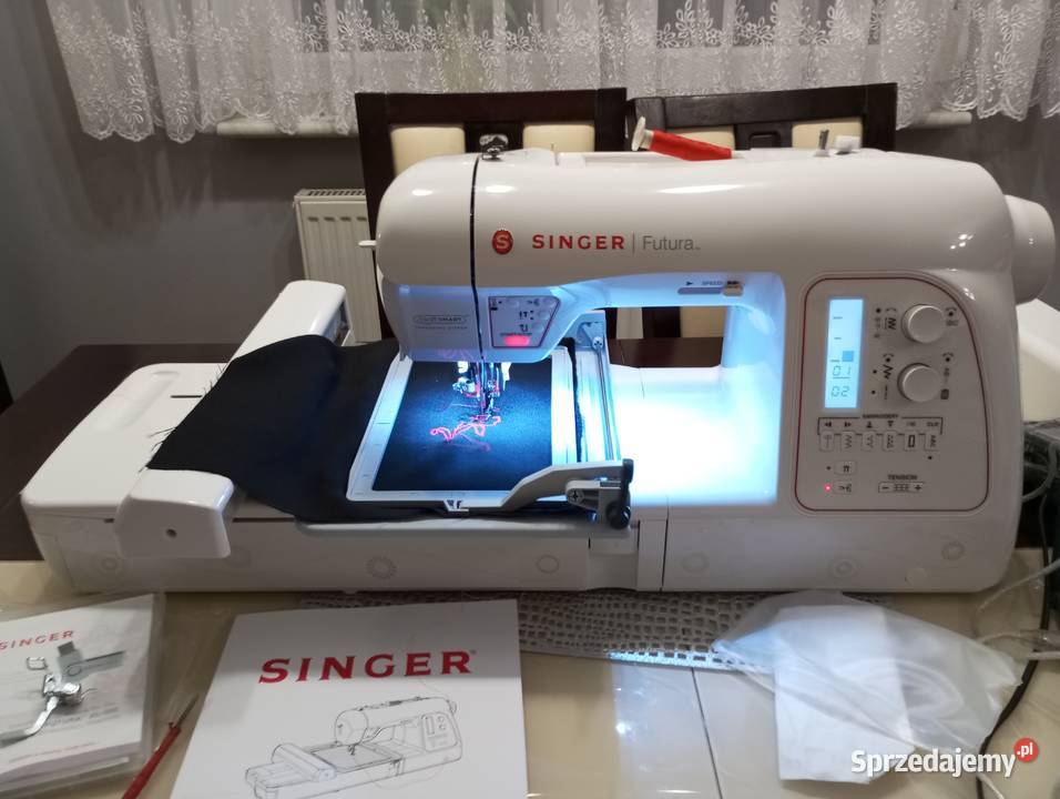 Maszyna do Szycia i Haftowania SINGER Futura Pozostałe lubuskie Maszewo