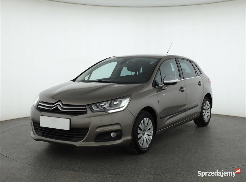 Citroen C4 12 PureTech wielofunkcyjna kierownica C4 Piaseczno