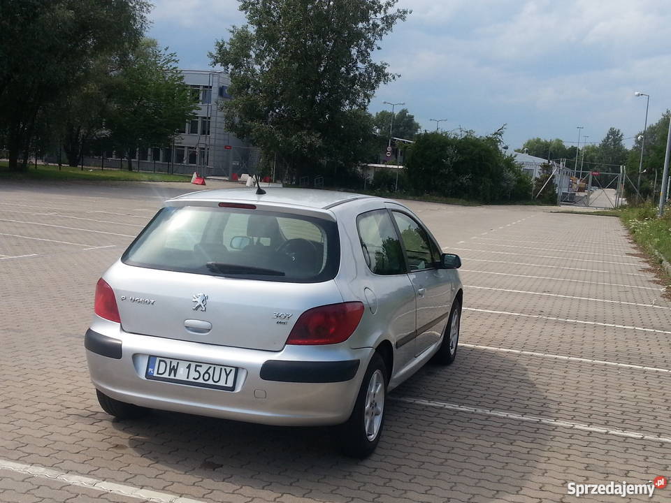 peugeot 307 srebrny zadbany Wrocław sprzedam