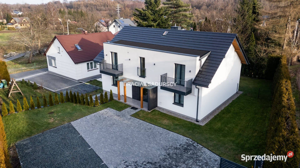 sprzedaży domu wolnostojącego Zabawa 280m2 sprzedam