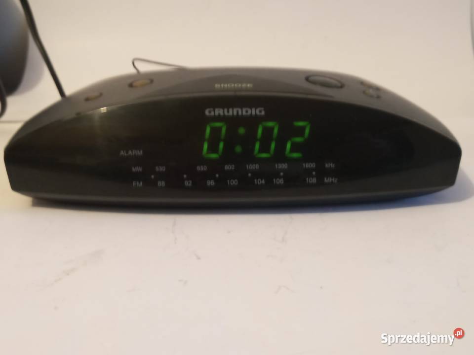 Zegarek z radiem GRUNDIG Szczecinek
