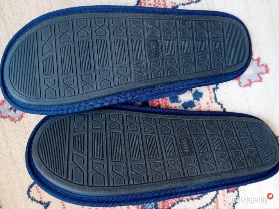 kapcie męskie nieużywane duże sprzedam
