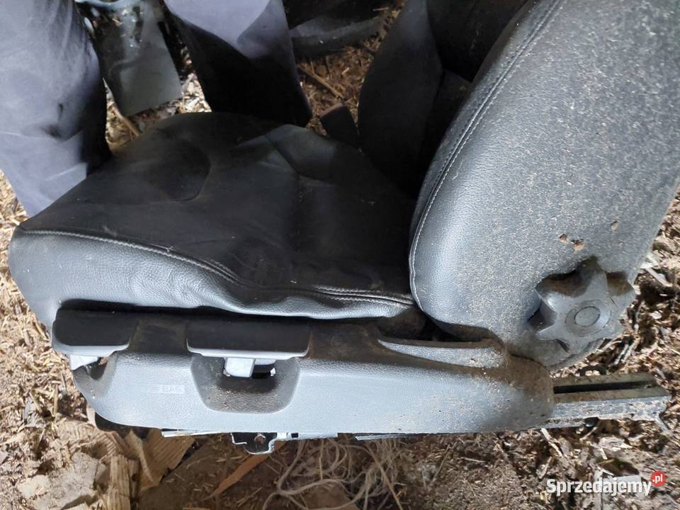 VOLVO V70 komplet foteli przód tył czarna skóra świętokrzyskie