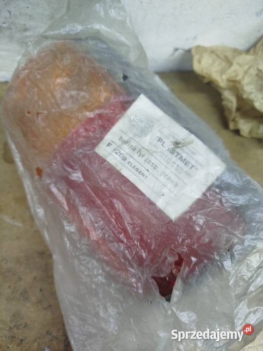 Nowa Lampa tylnia Fiat 126p ELEGANT małopolskie Klucze