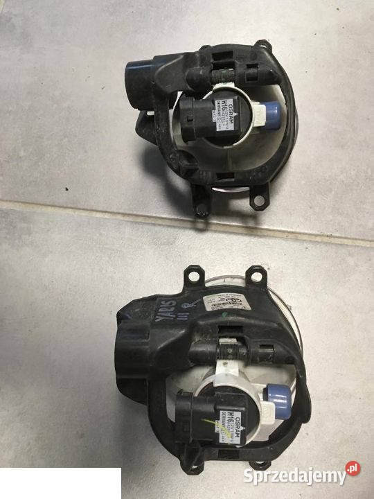 TOYOTA YARIS III HALOGEN PRAWY osobowe Kozubszczyzna