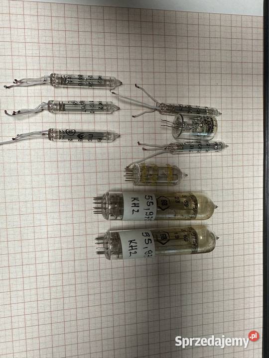 Rezonatory Kwarcowe w ilości 9 Z321 sprzedam