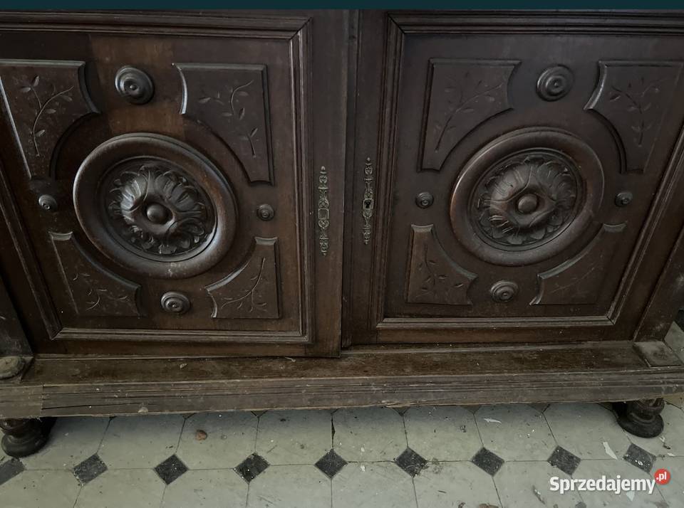 Stary drewniany rzeźbiony kredens do małej Kredensy i witryny Długopole-Zdrój sprzedam