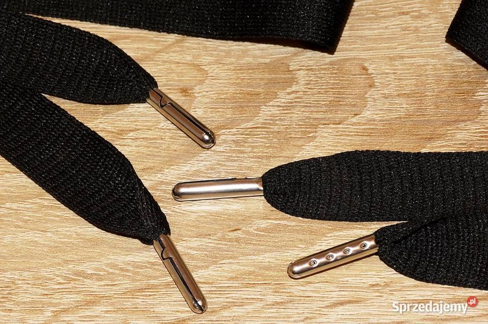 Sznurówki czarne długość 130140 szerokość 20 mm Gliwice sprzedam