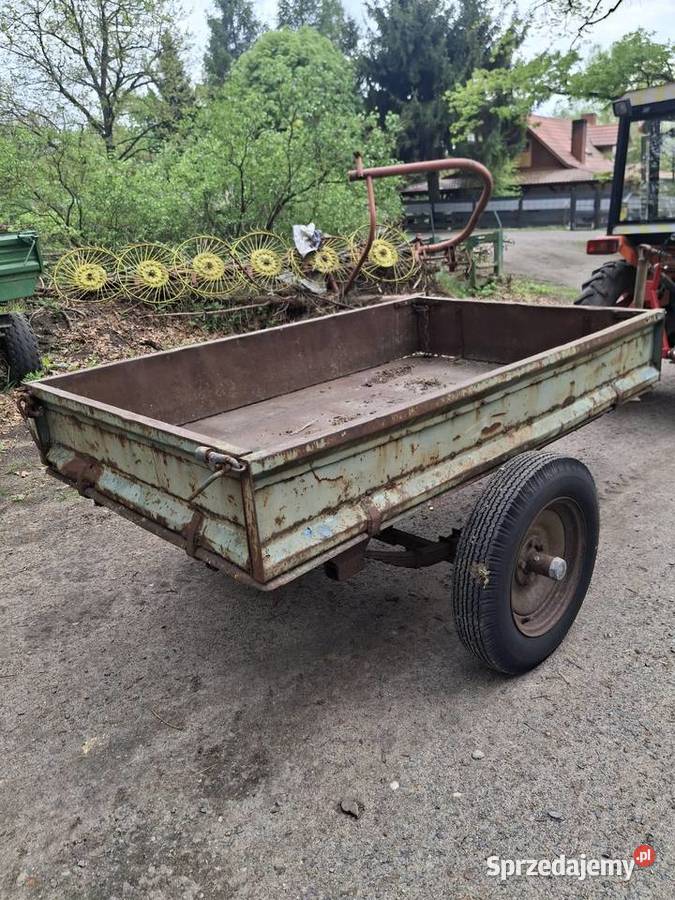Przyczepka jednoosiowa do traktorka 200x125 nieuszkodzony