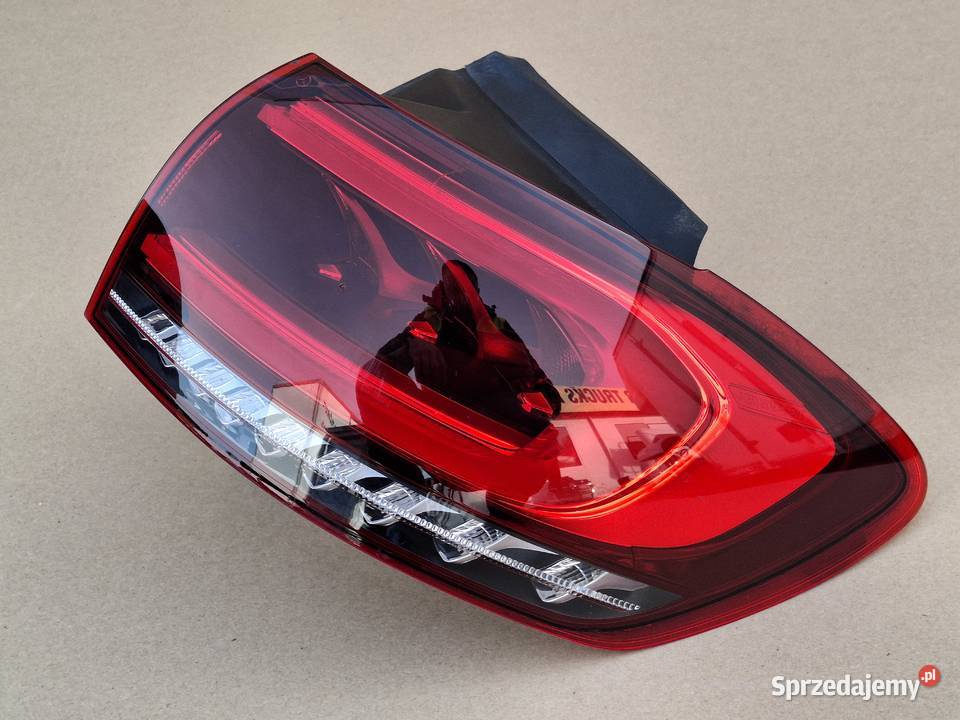 MERCEDES BKLASA W247 LAMPA PRAWY TYŁ LED PRAWA Bieleń