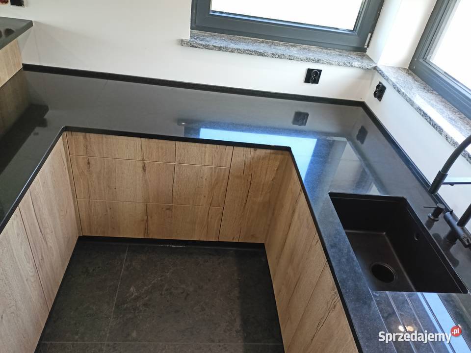 Schody Blaty parapety kamienne