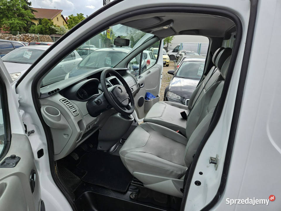 Opel Vivaro Opłacony Zadbany Klima Long Serwisie klimatyzacja warmińsko-mazurskie Kisielice