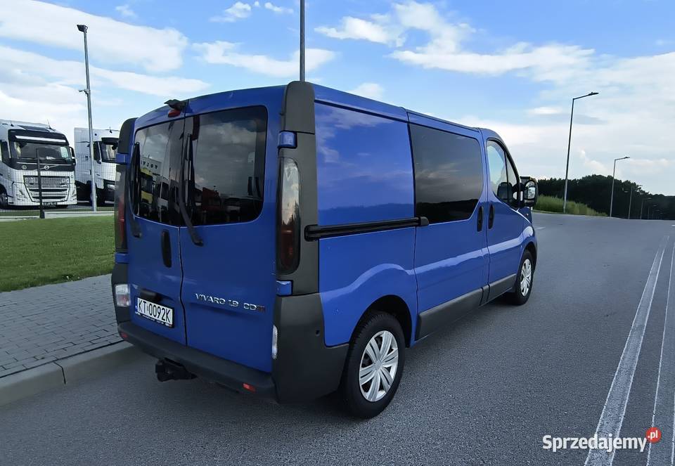 Opel Vivaro nieuszkodzony