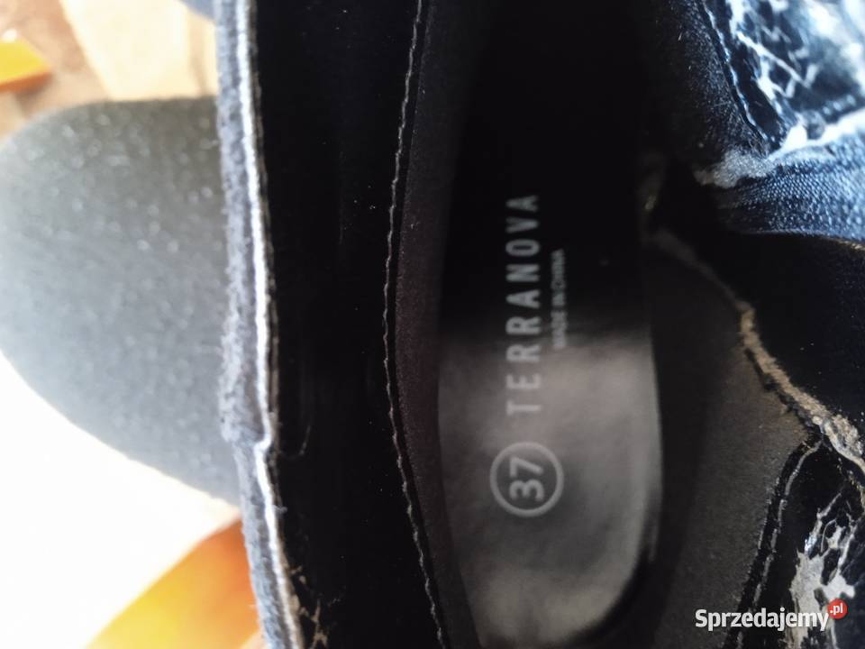 Sprzedam buty damskie Kozaki