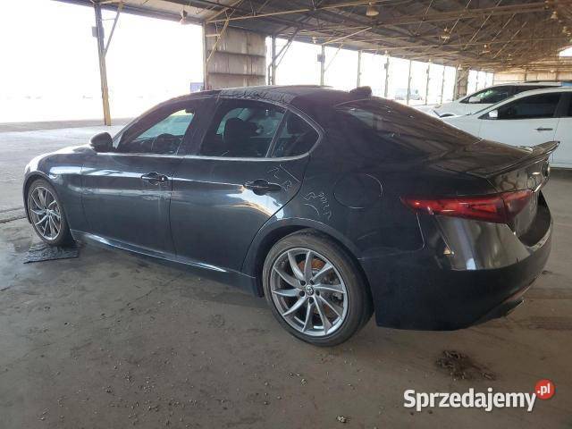 ALFA ROMEO GIULIA produkcji 2017 z USA uszkodzony Warszawa
