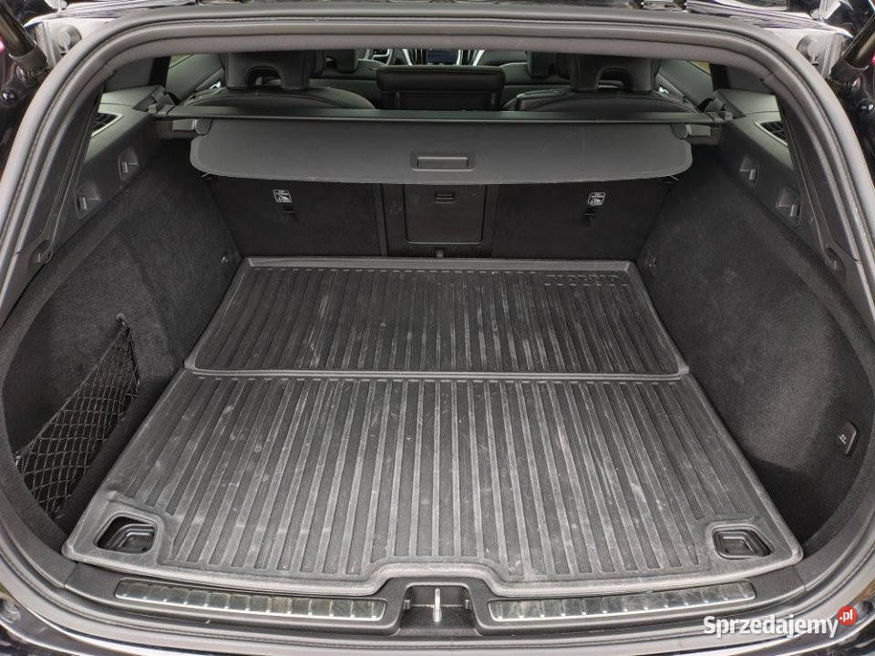 Volvo V60 2023r Salon Kam 360 Harman Kardon Ele Rok produkcji 2023 Poznań