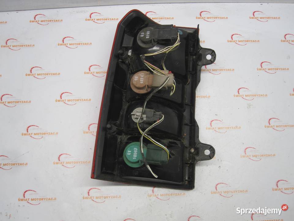 JEEP PATRIOT 24 B 10r lampa prawa tył 320342