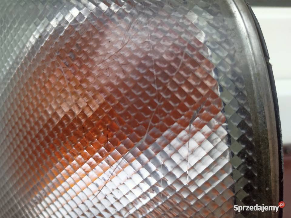 Nissan Sunny Y10 kombi kierunkowskaz kierunek łódzkie Sieradz sprzedam