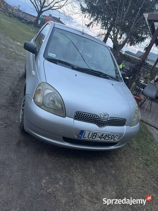 Toyota Yaris 13 Vvti 86 260000km Kamień