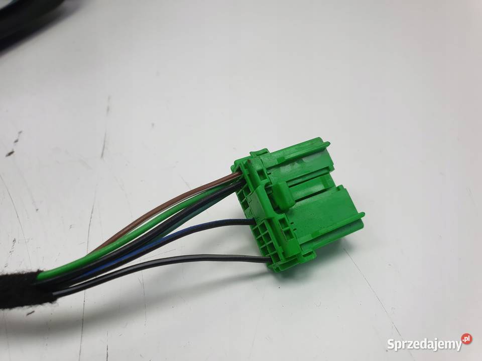 LUSTERKO PRAWE PASAŻERA Volvo V40 II 1219r 6 Rudka