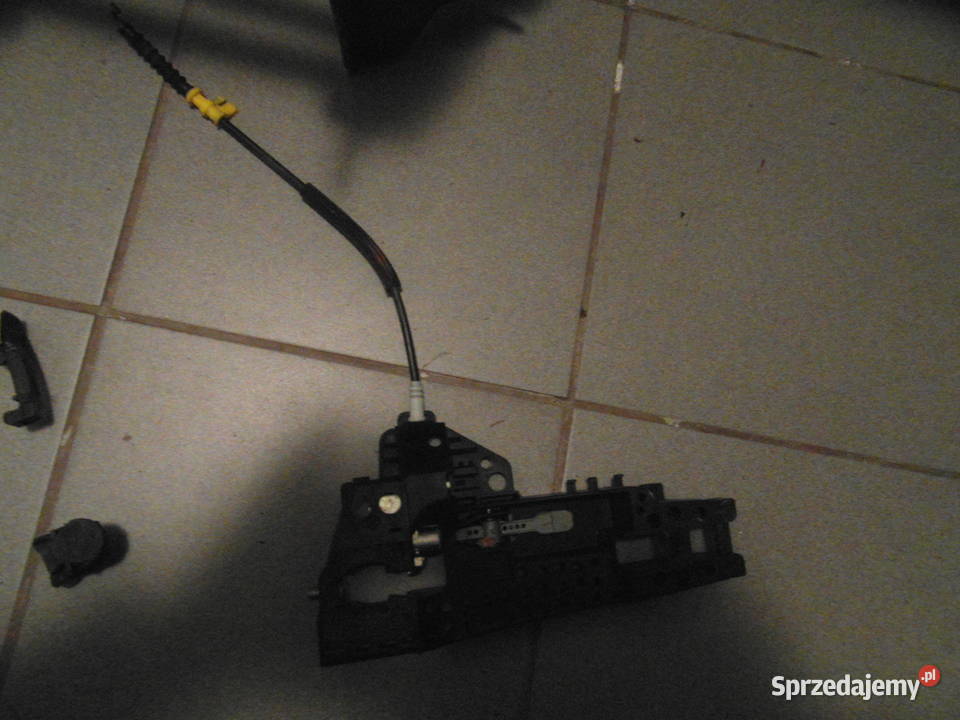 Prowadnica klamka 8t0837885b Audi A1 A4 A5 Q5 Części zachodniopomorskie Szczecin