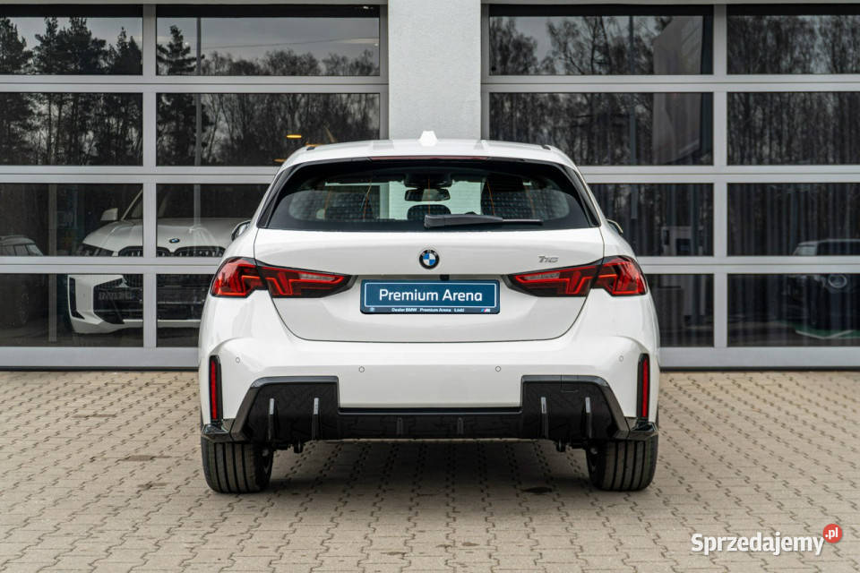 BMW 116 BMW 116 Dostępny ręki F70 2024 światła LED