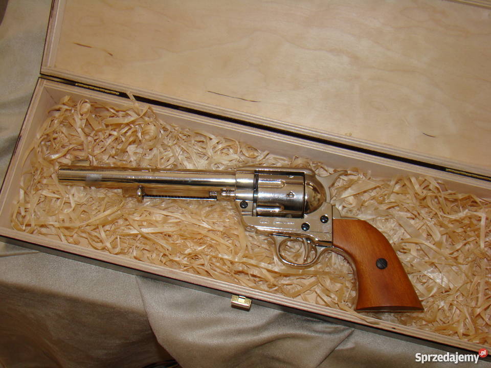 Replika broni rewolwer kawalerii Colt 1876r Środa Wielkopolska
