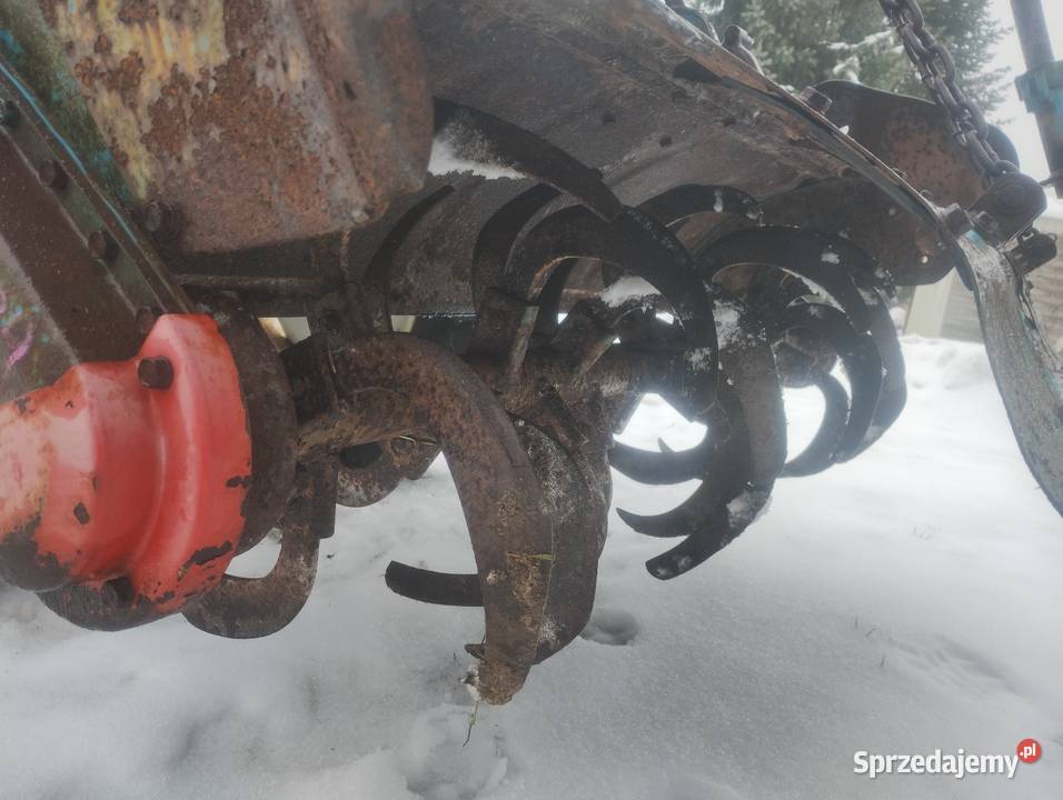 Mini traktorek 4x4 z glebogryzarką Mitsubishi