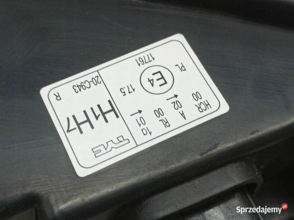 LAMPA PRZÓD PRAWA EU USZKODZONA Citroen DS4 I