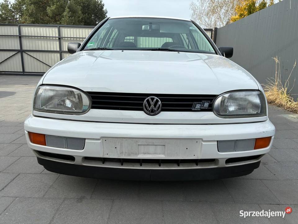 Volkswagen Golf III 14 3 HATCHBACK BENZYNA Golf łódzkie Starowa Góra