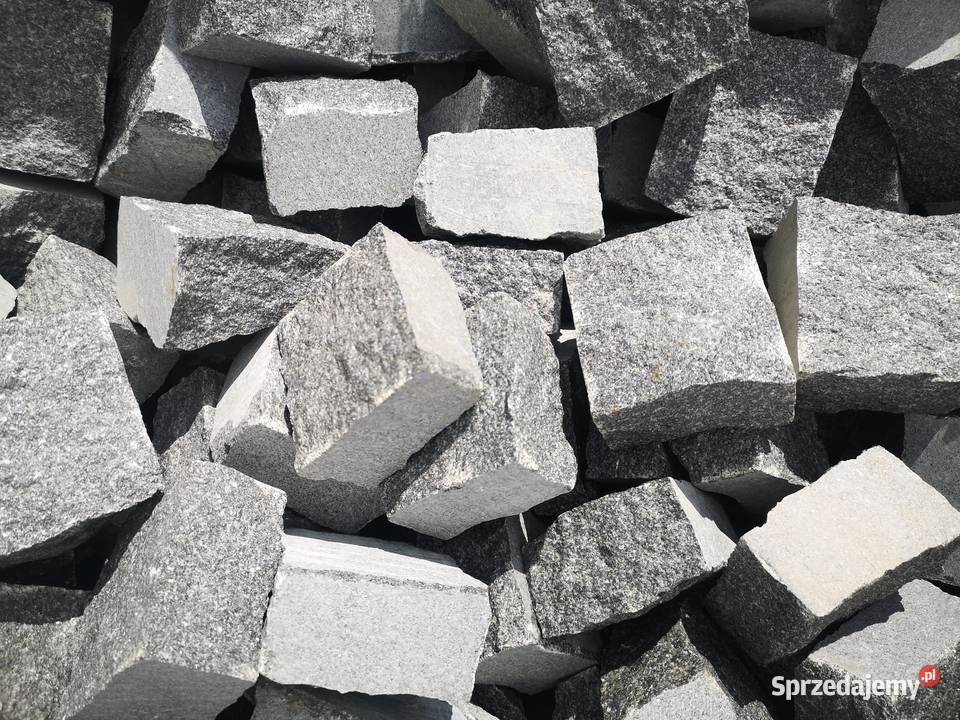 Kostka brukowa granitowa Czarna cięto łupana na