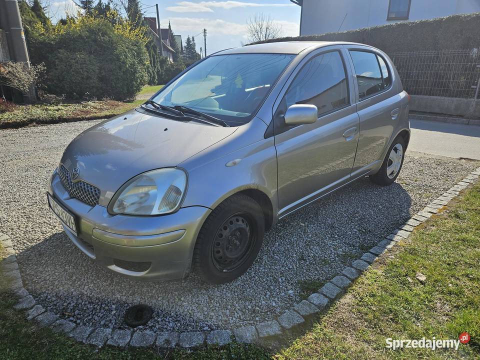 Yaris prywatnie NOWE OPONY nieuszkodzony śląskie Pszczyna