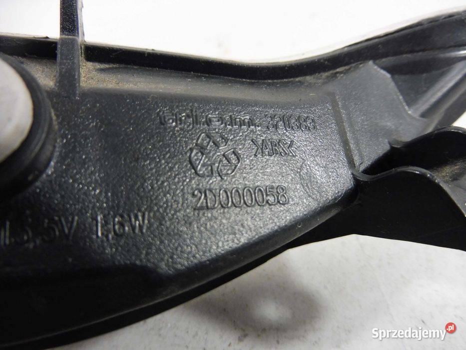 Piaggio MP3 500 lampa postojowa pozycyjna 1420r