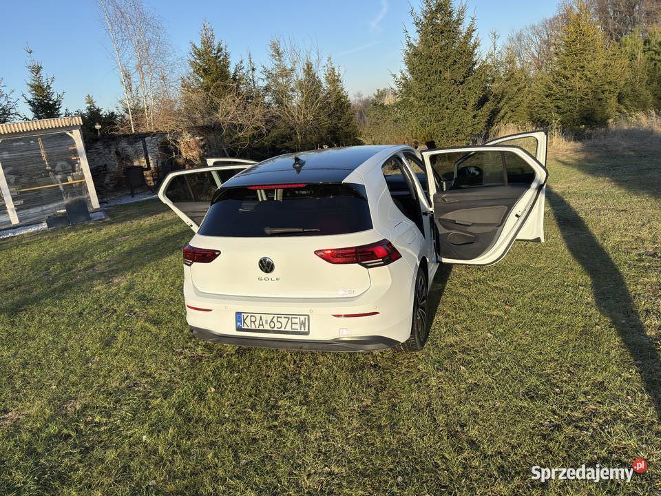 Volkswagen Golf 8 Mild Hybrid automat DSG ideał Golf Sanka