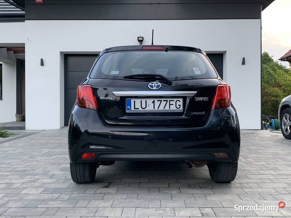 Toyota Yaris Hybrid 15 Stan idealny wersja full sprowadzony Lublin sprzedam