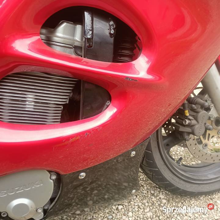 serdecznie mam na sprzedanie Suzuki GSXF 750
