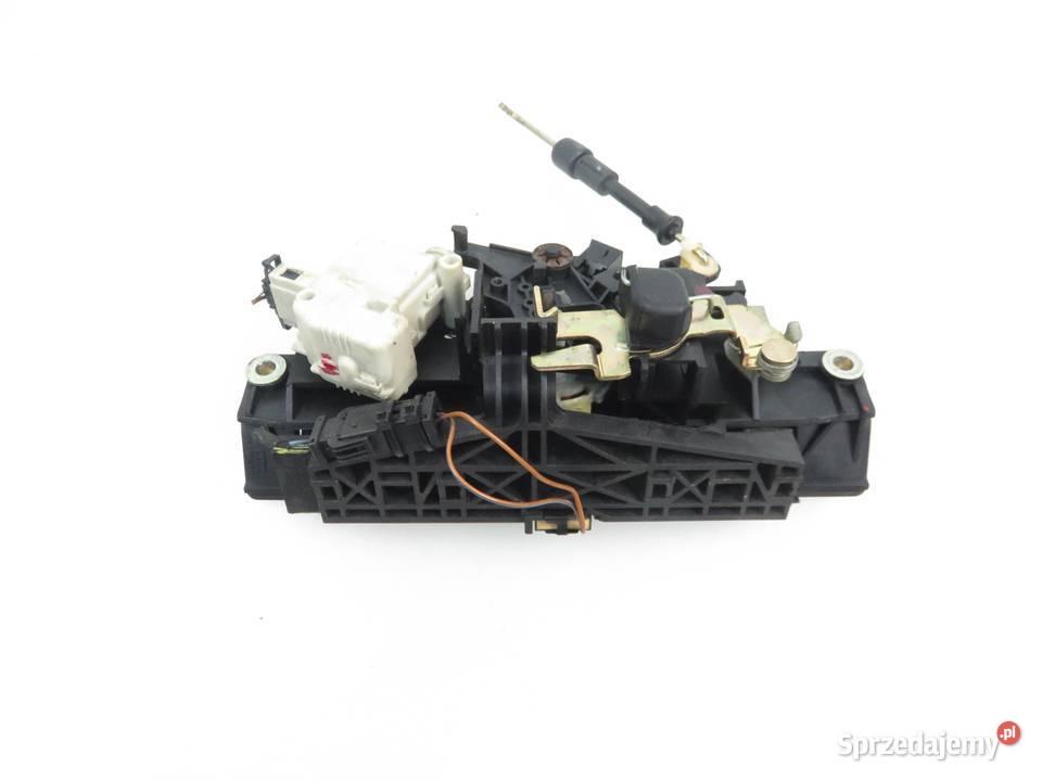 ZAMEK KLAPY AUDI A6 C5 8D9827565HJ 4B0827565HJ małopolskie