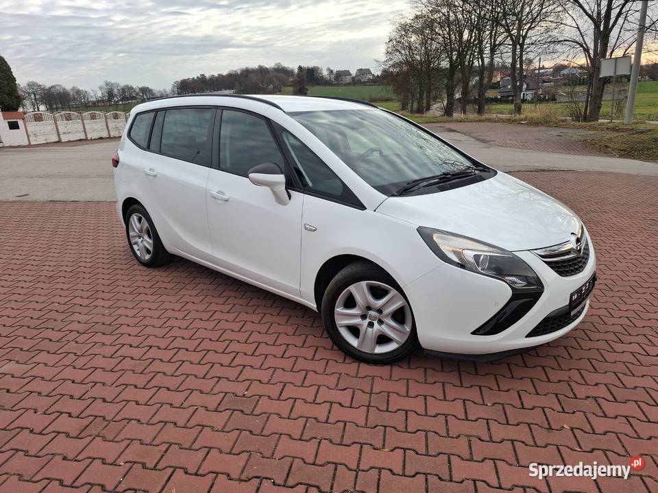 Opel Zafira 14 Benzyna 140Serwis gniazdo USB Pawłów